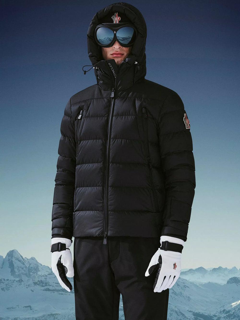 MONCLER Camurac Short Down Jacket