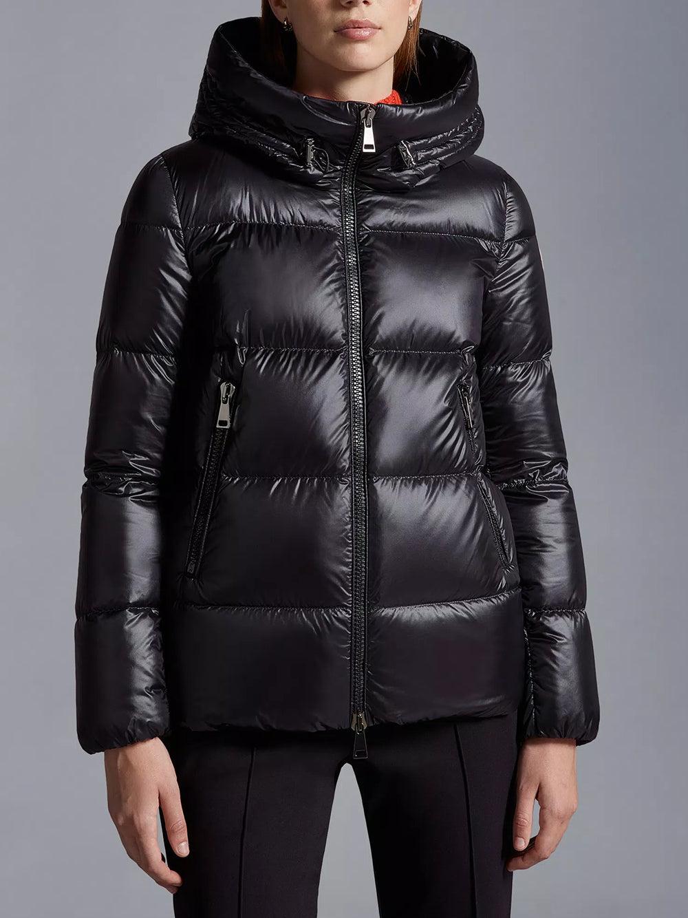 MONCLER Seritte Short Down Jacket