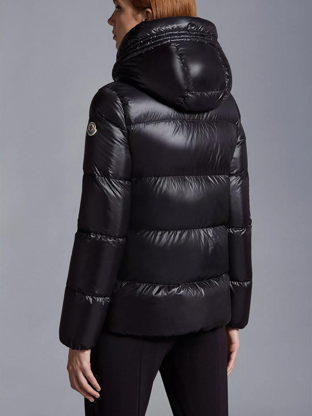 MONCLER Seritte Short Down Jacket