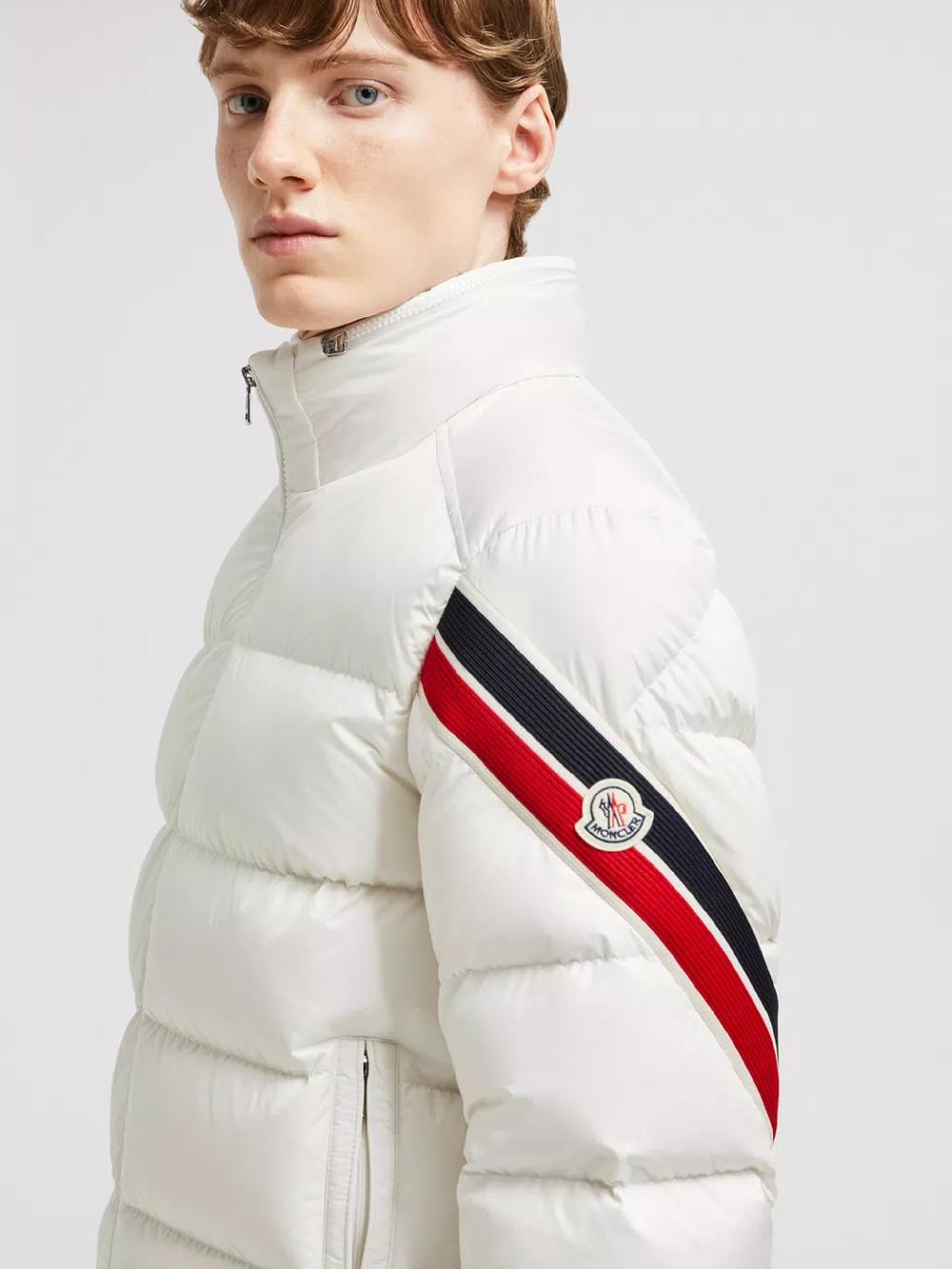 MONCLER Solayan Short Down Jacket