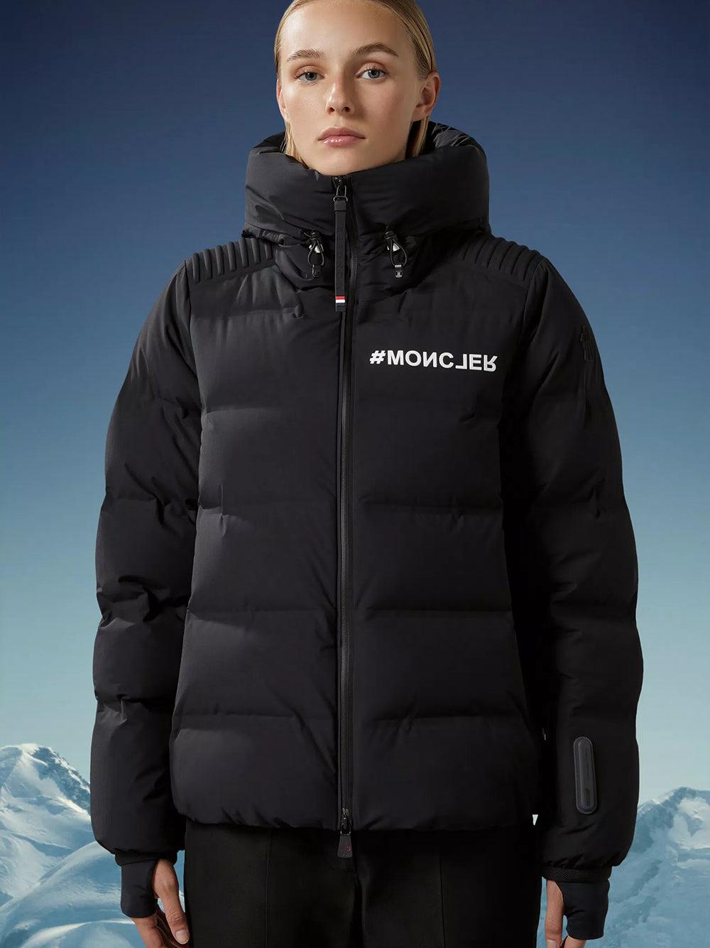 MONCLER Suisses Short Down Jacket
