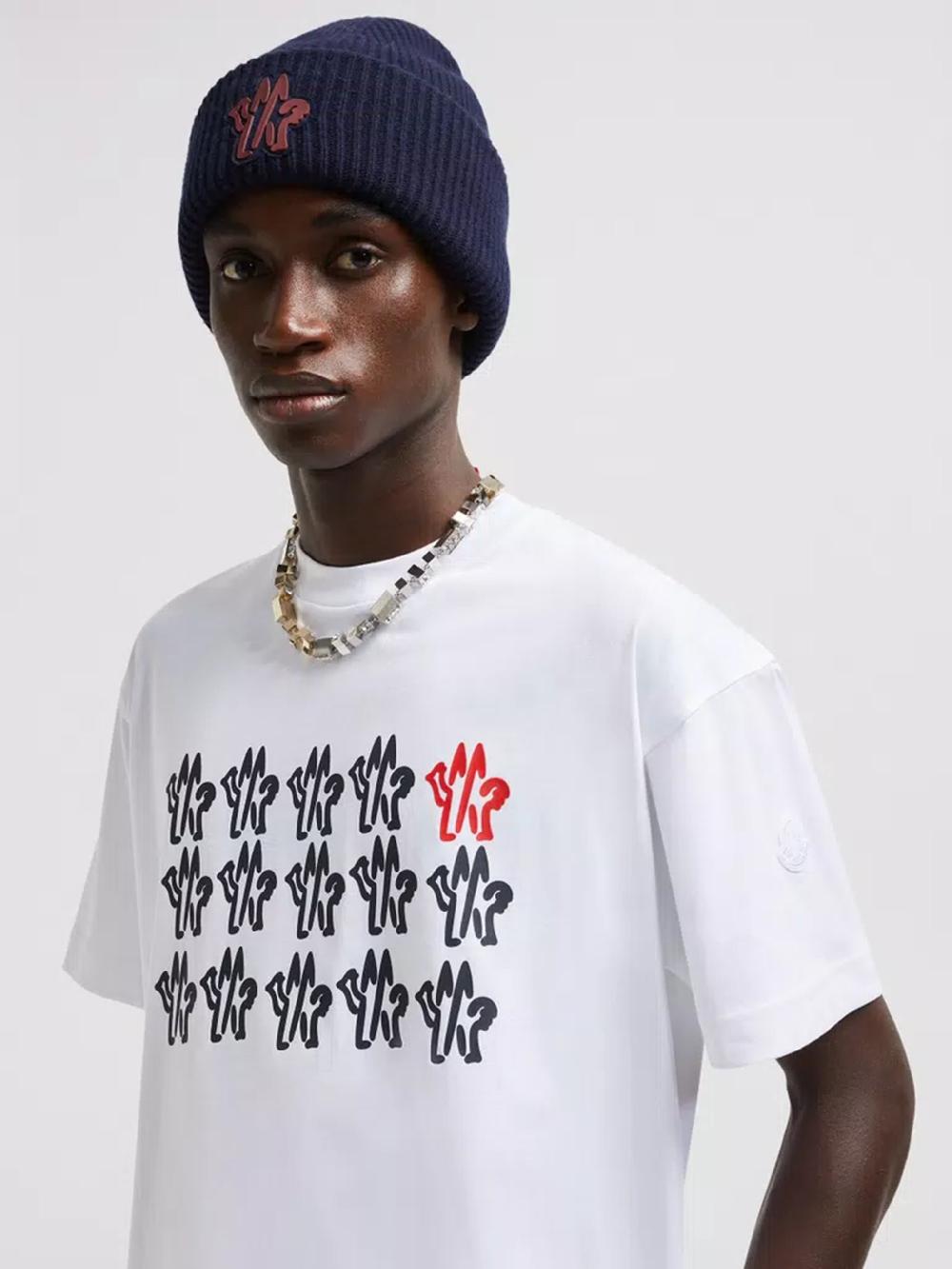 MONCLER T-shirt With Embossed Logo
