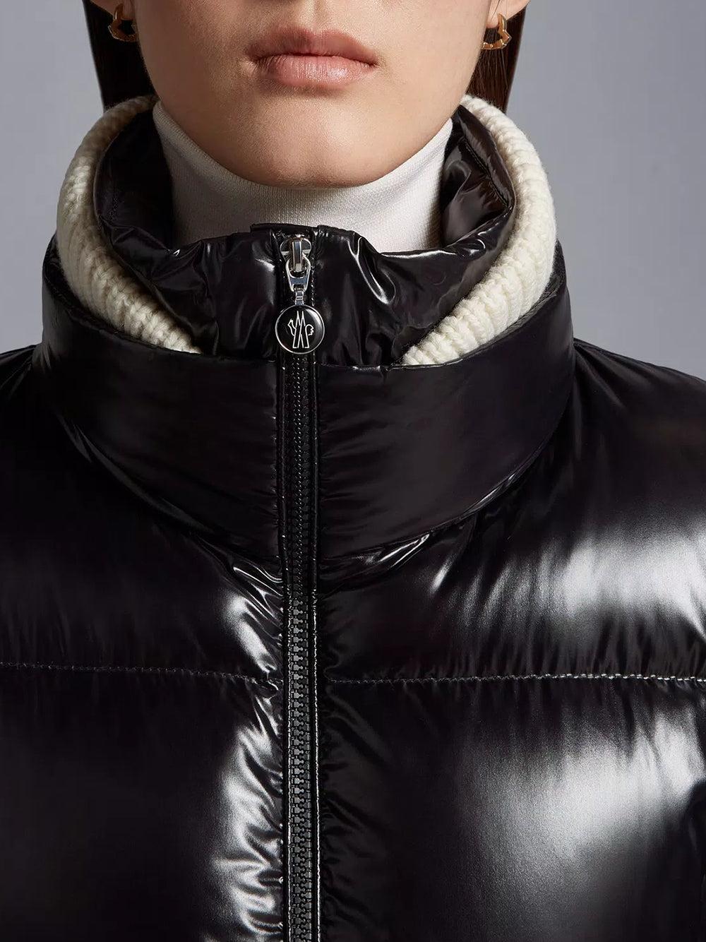MONCLER Vistule Short Down Jacket