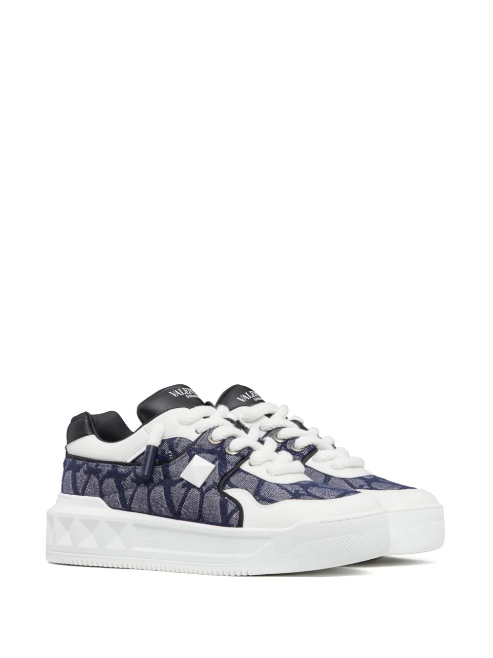 Valentino Garavani One Stud Xl Low Sneaker In Toile Iconographe