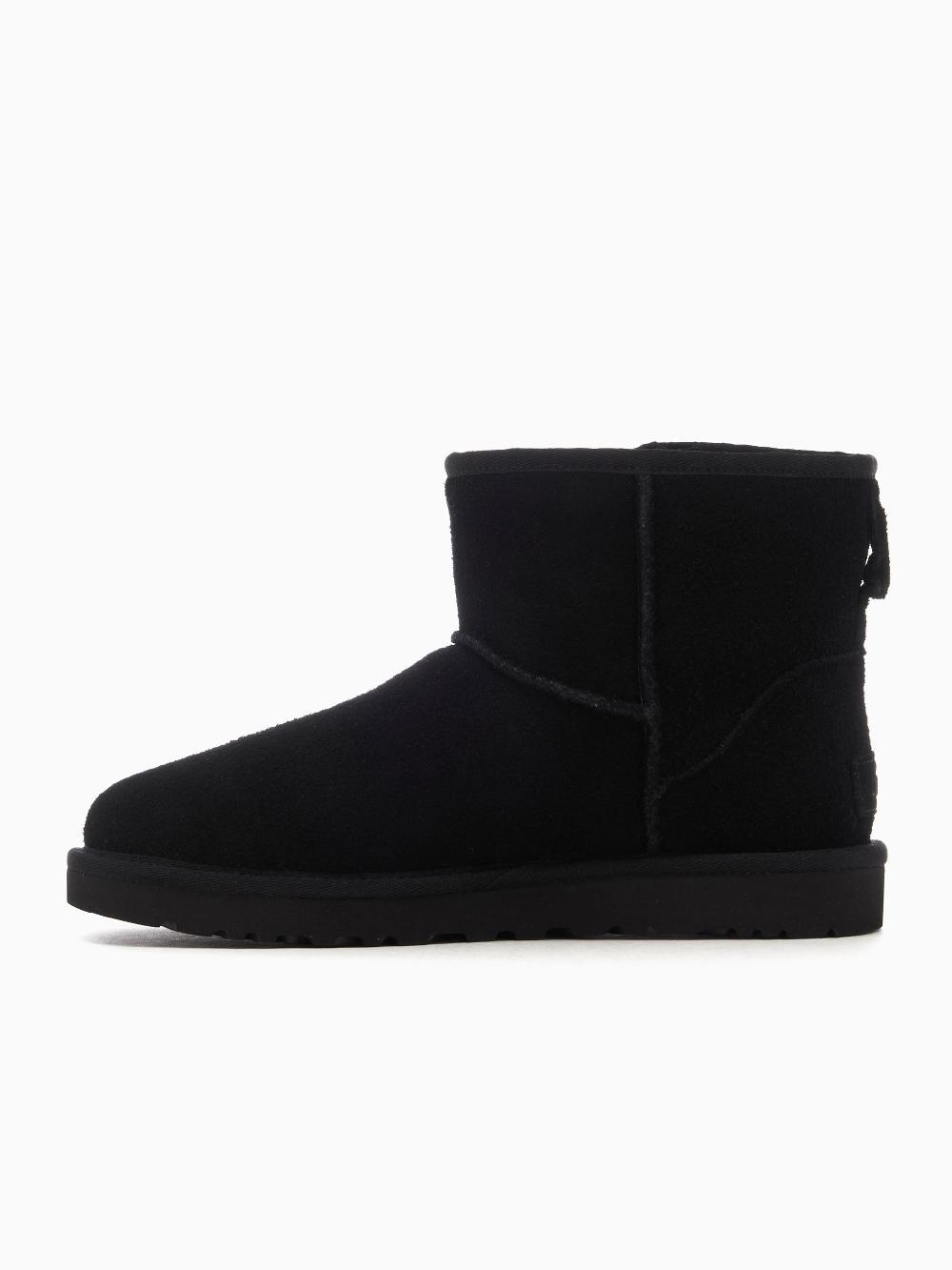UGG Classic Mini Bailey Zip