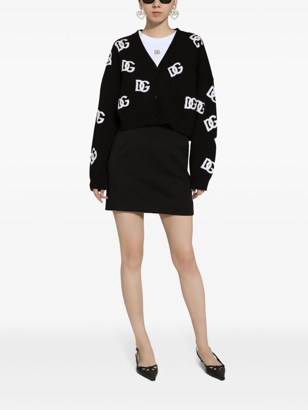 Dolce & Gabbana V-neck Sweater In Wool With Dg Logo Inlay