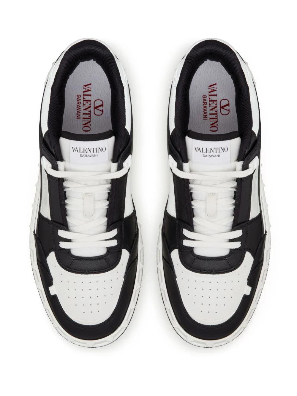 Valentino Garavani Freedots Low Top Sneakers