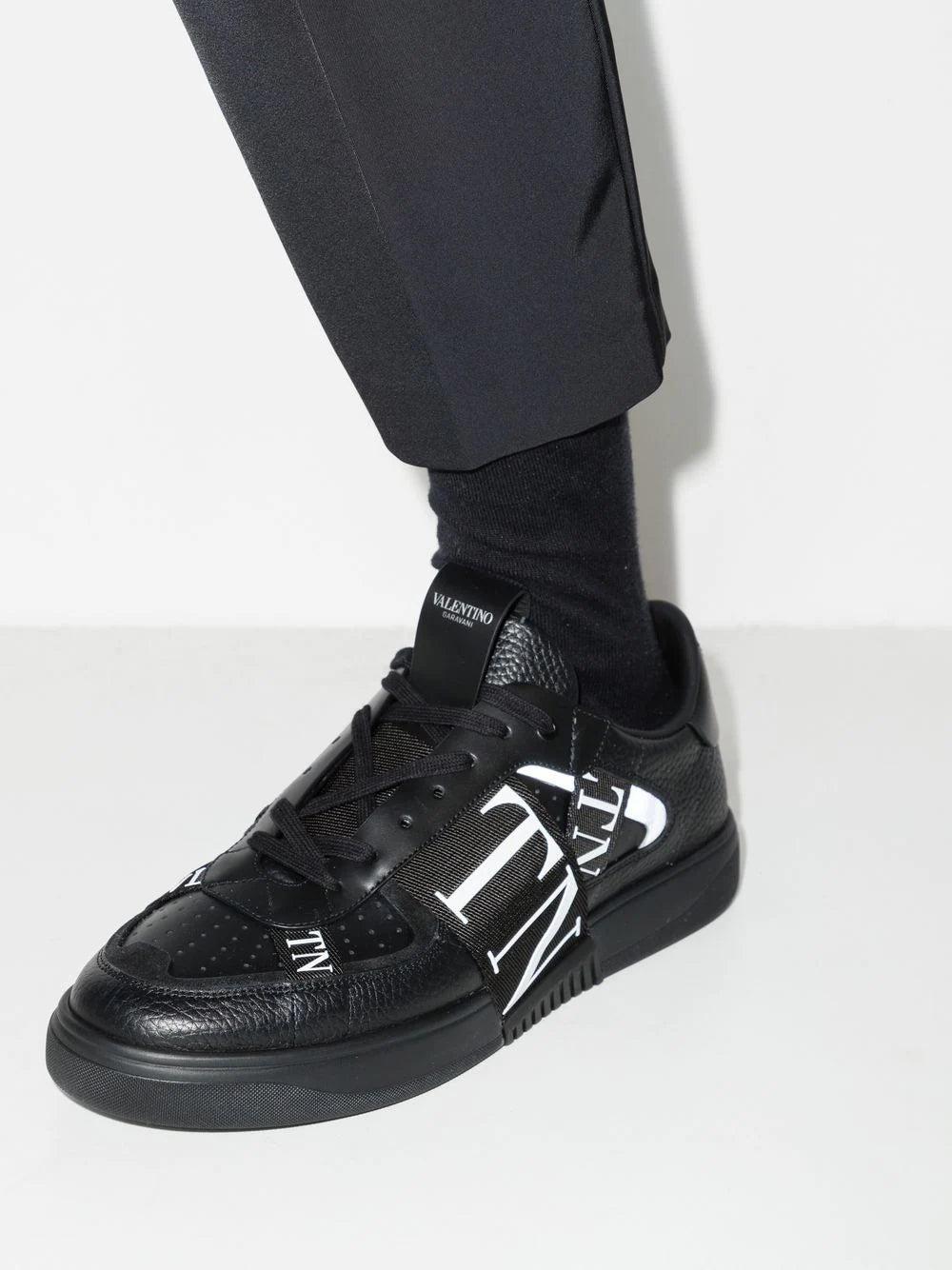 Valentino Garavani Low-top Vl7n Sneakers