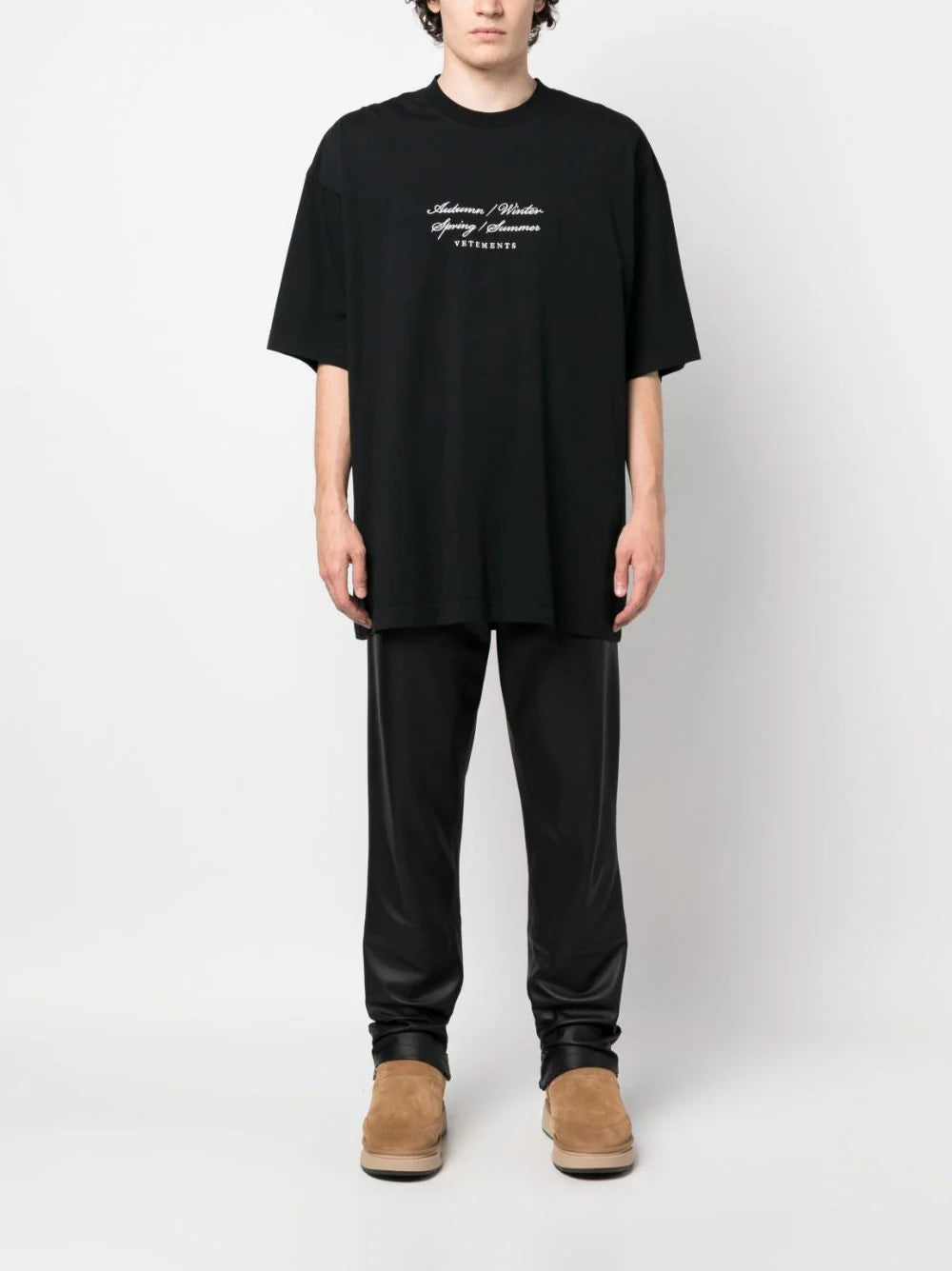 VETEMENTS 4 Seasons Logo T-shirt
