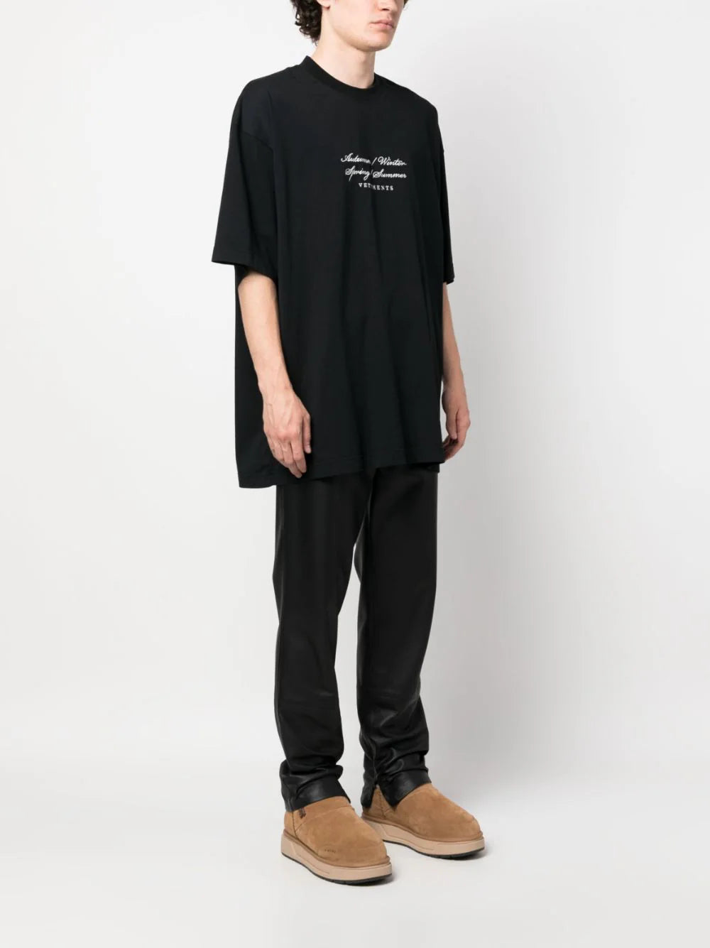VETEMENTS 4 Seasons Logo T-shirt