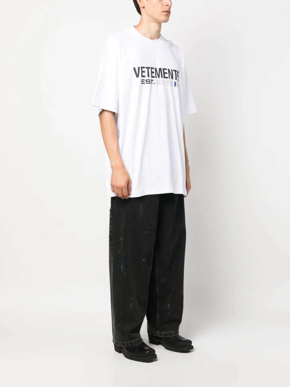 VETEMENTS Flag Logo T-shirt