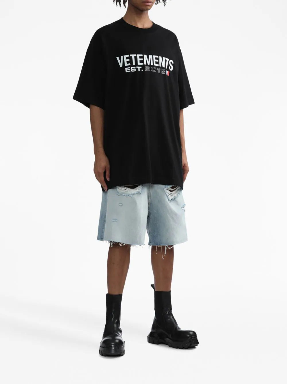 VETEMENTS Flag Logo T-shirt