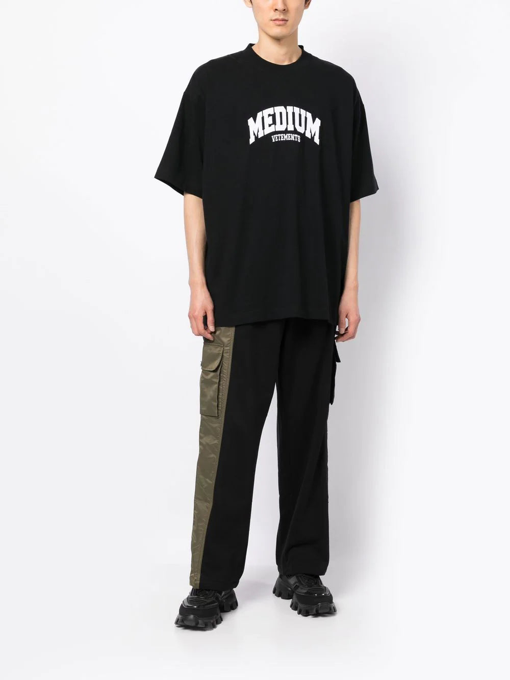 VETEMENTS Medium T-shirt