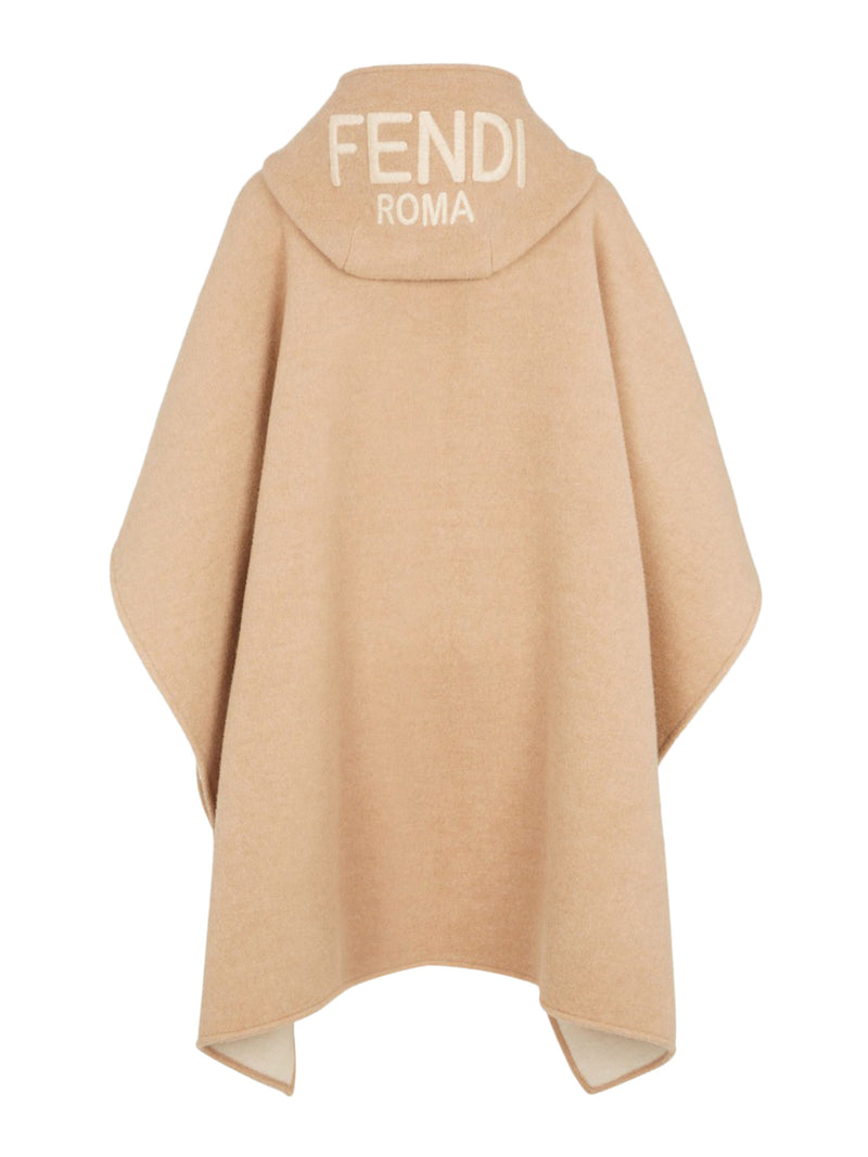 Suitnegozi Poncho Fendi Roma