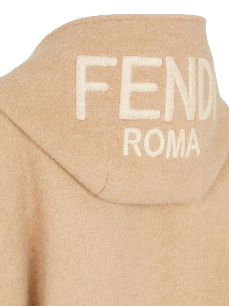 Suitnegozi Poncho Fendi Roma