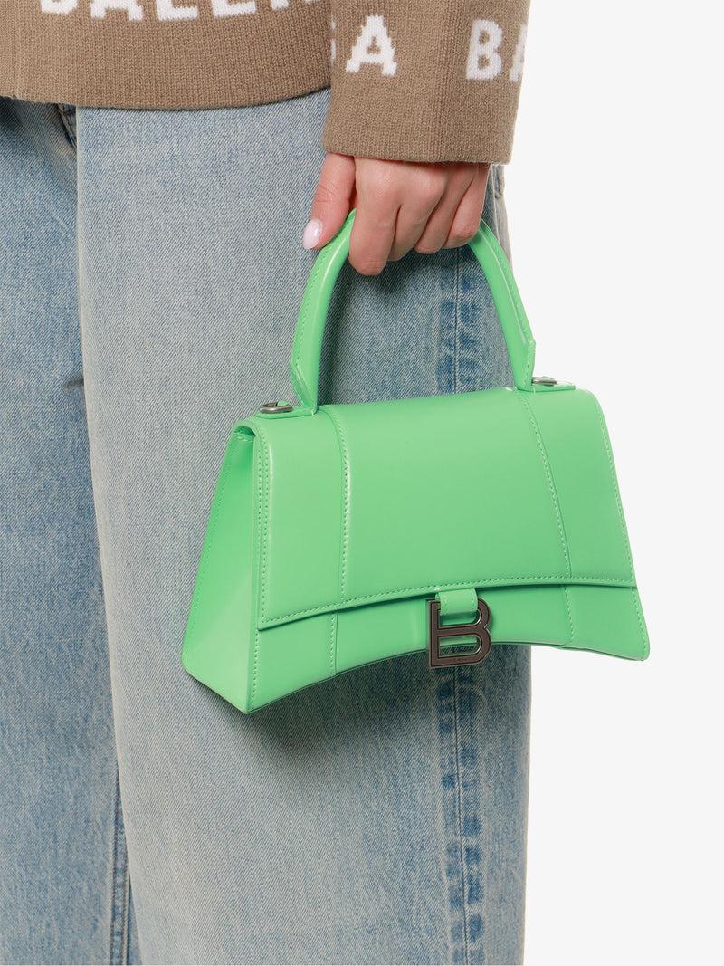 Nugnes1920 HOURGLASS