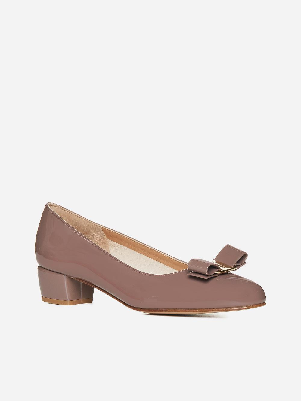 FERRAGAMO Decollete’ Vara In Vernice