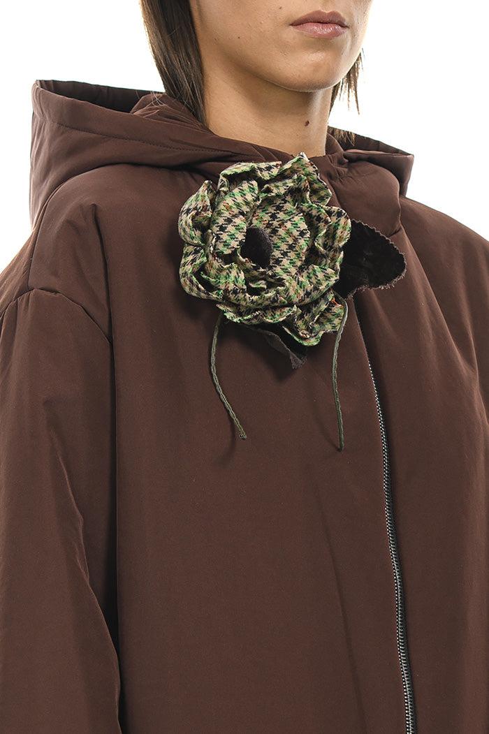 ROSÈ A POIS PRUE Spilla fiore