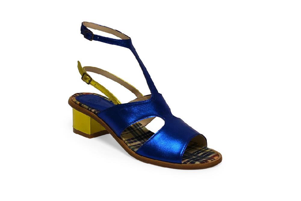 Rose'S Roses Beth Bluette