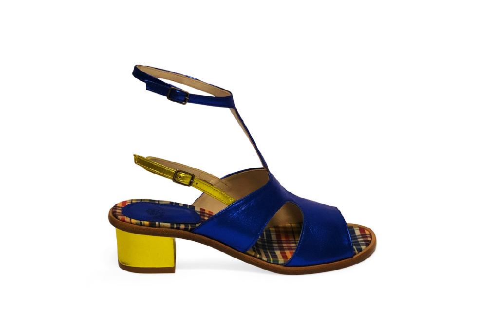 Rose'S Roses Beth Bluette