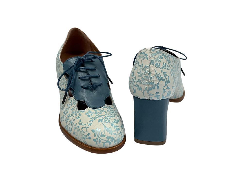 Rose'S Roses Camelia