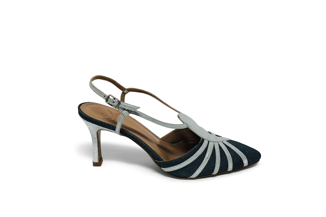 Rose'S Roses Charlotte