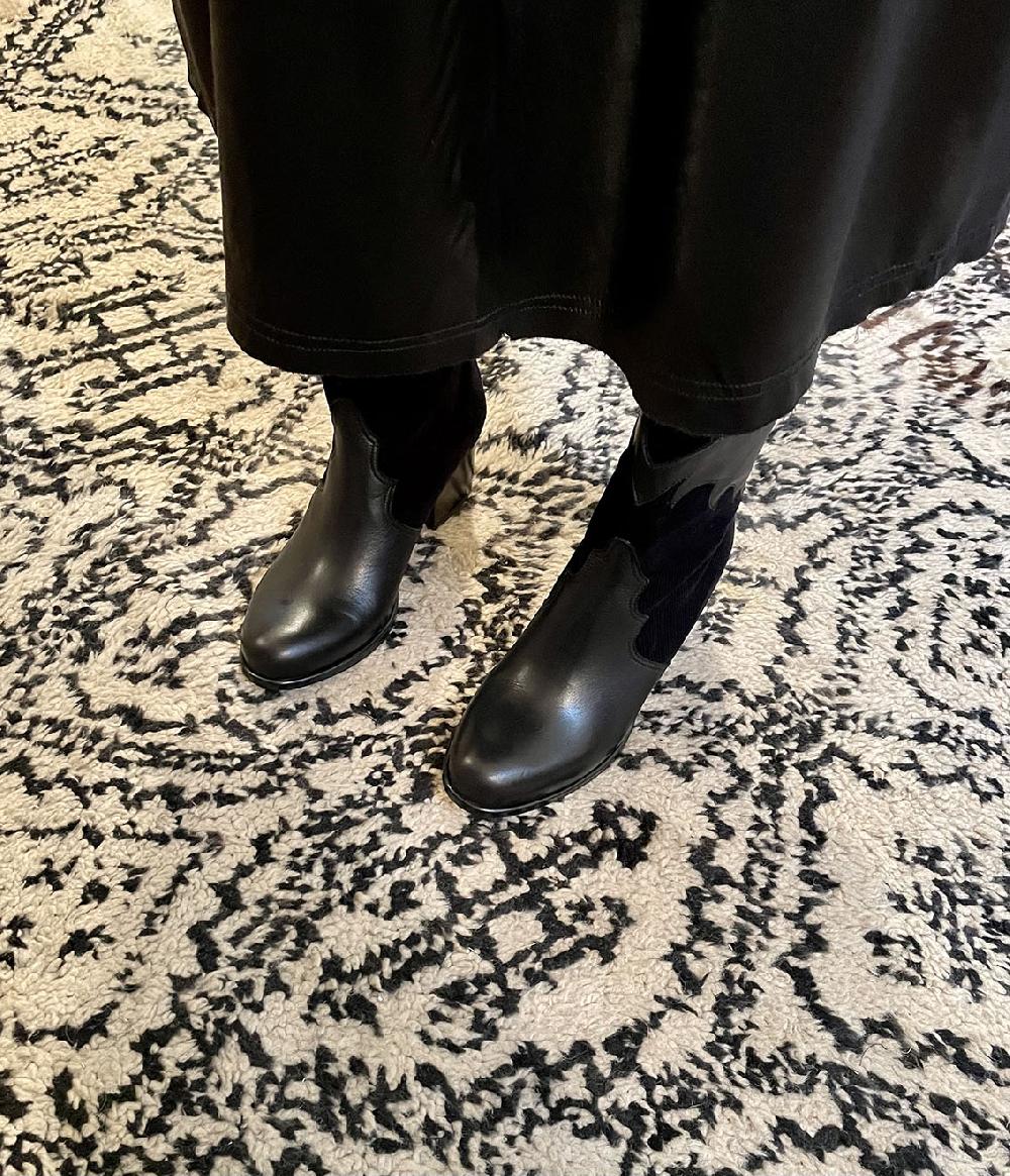 Rose'S Roses Fleur De Lys