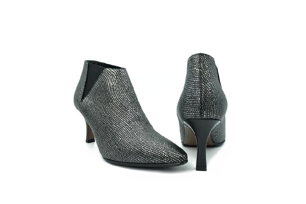 Rose'S Roses Jade Silver