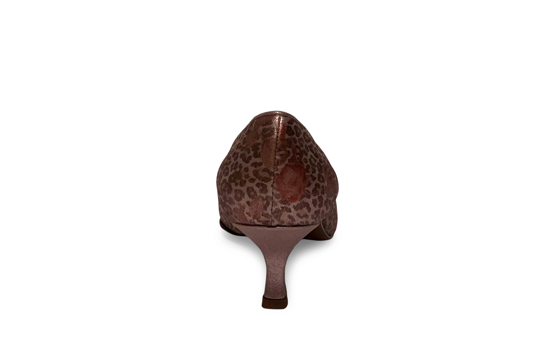 Rose'S Roses Kate Leopink