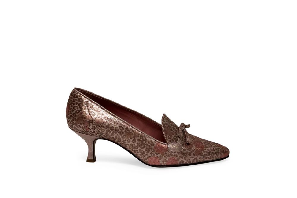 Rose'S Roses Kate Leopink