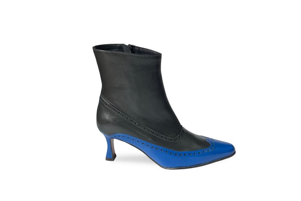 Rose'S Roses MEREDITH BLUETTE/CHARCOAL