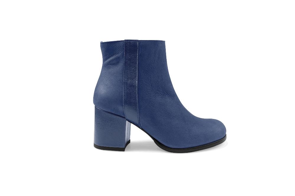 Rose'S Roses TANYA NUBUK