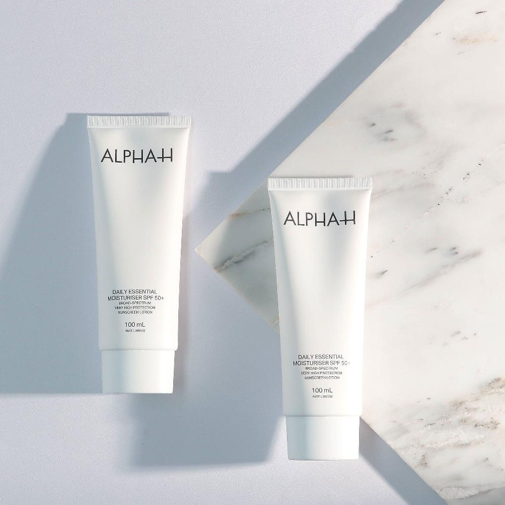 QVC Alpha - H Kit 2 idratanti viso Daily Essential con SPF50+