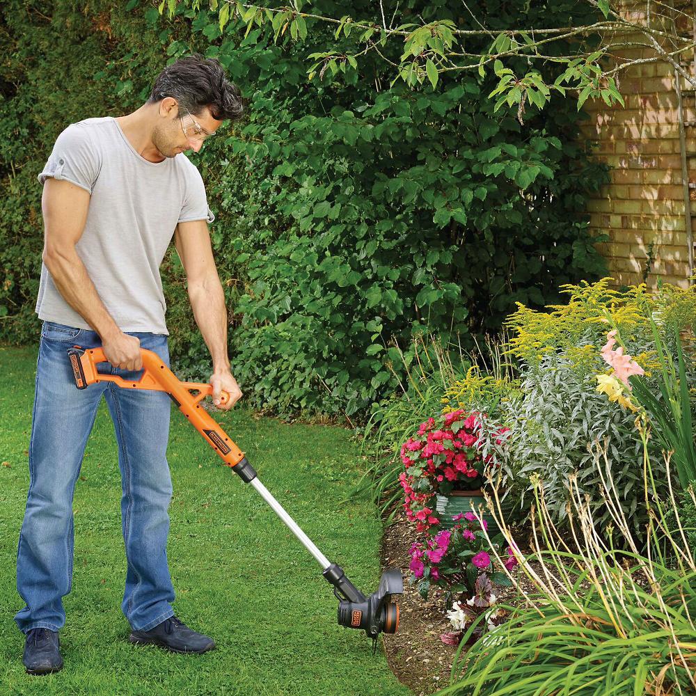 QVC Black+Decker Tagliabordi batteria con impugnatura telescopica