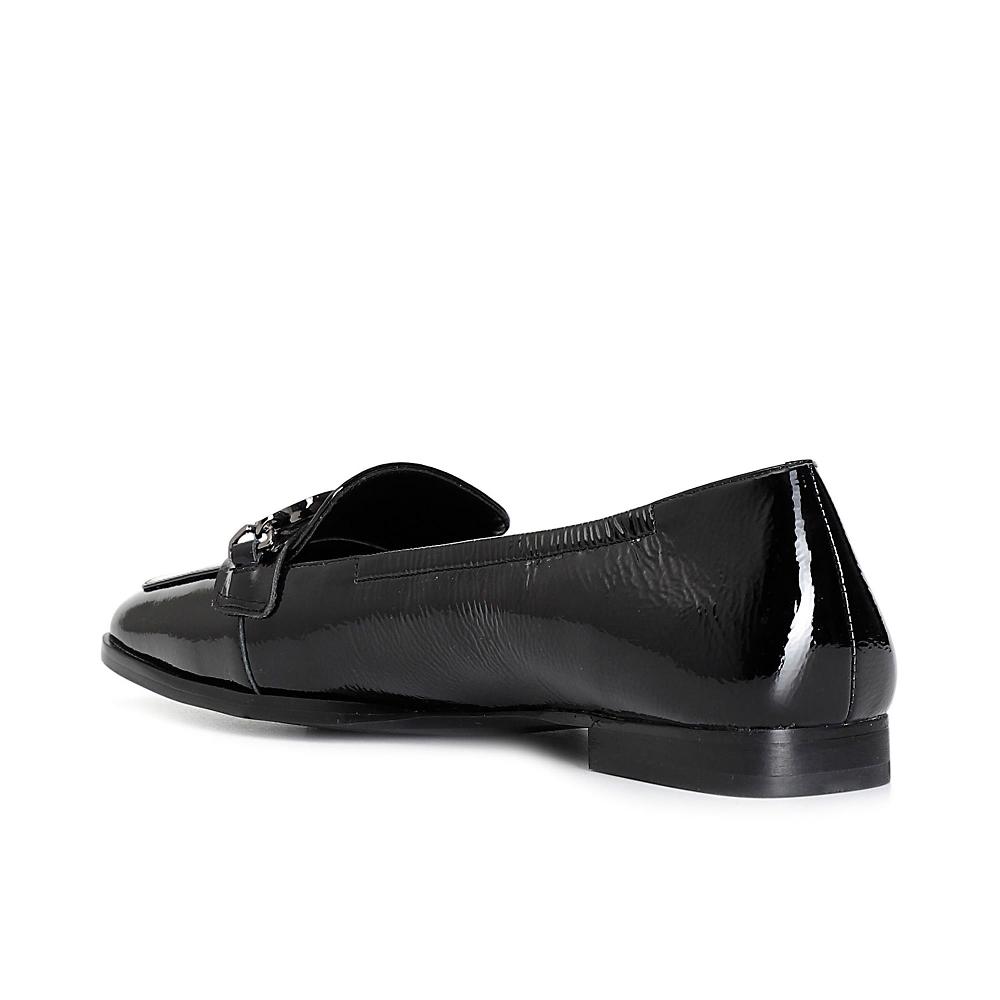 QVC Cafè Noir Mocassino In Pelle Con Punta Quadrata E Morsetto In Metallo