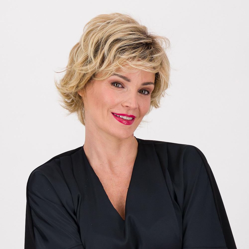 QVC HairDo Parrucca Corta Texured Flip Taglio Sbarazzino