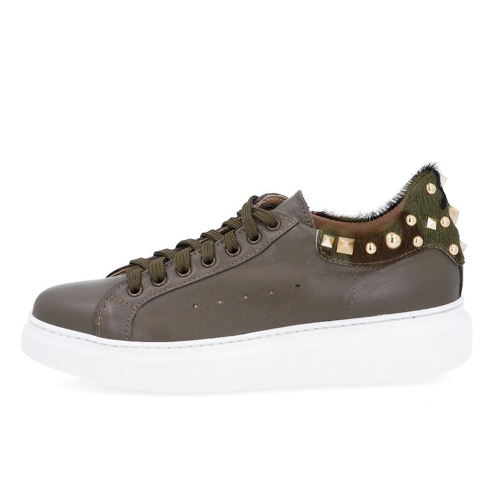 QVC Le Serpentini Sneaker In Pelle Con Inserto Al Tallone E Borchiette
