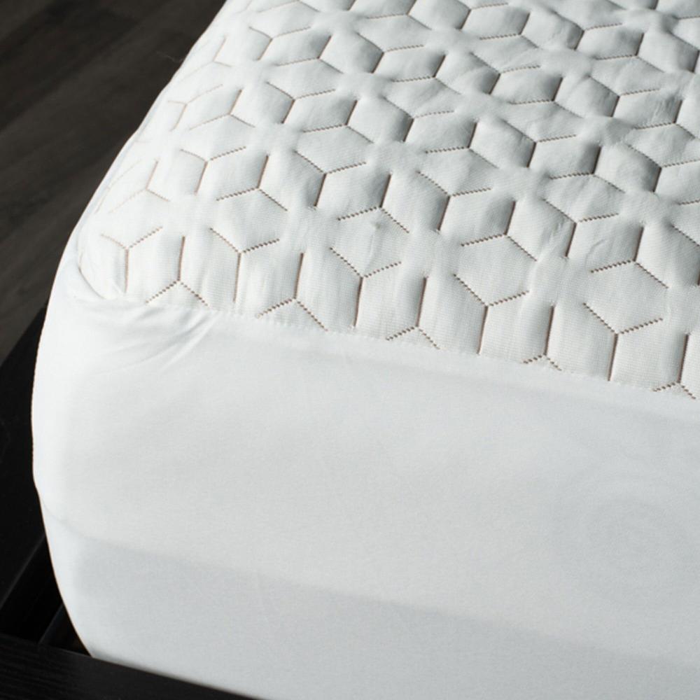 QVC Protect A Bed Set Coprimaterasso E 2 Copricuscini Ad Azione Rinfrescante Con Fili Di Rame