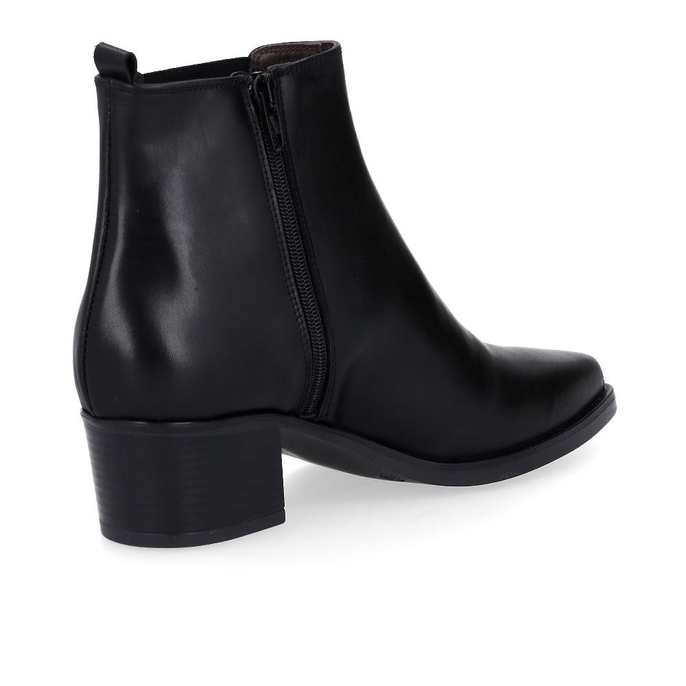 QVC Soffice Sogno Tronchetti Texani In Pelle Con Elastico E Tacco 5 Cm
