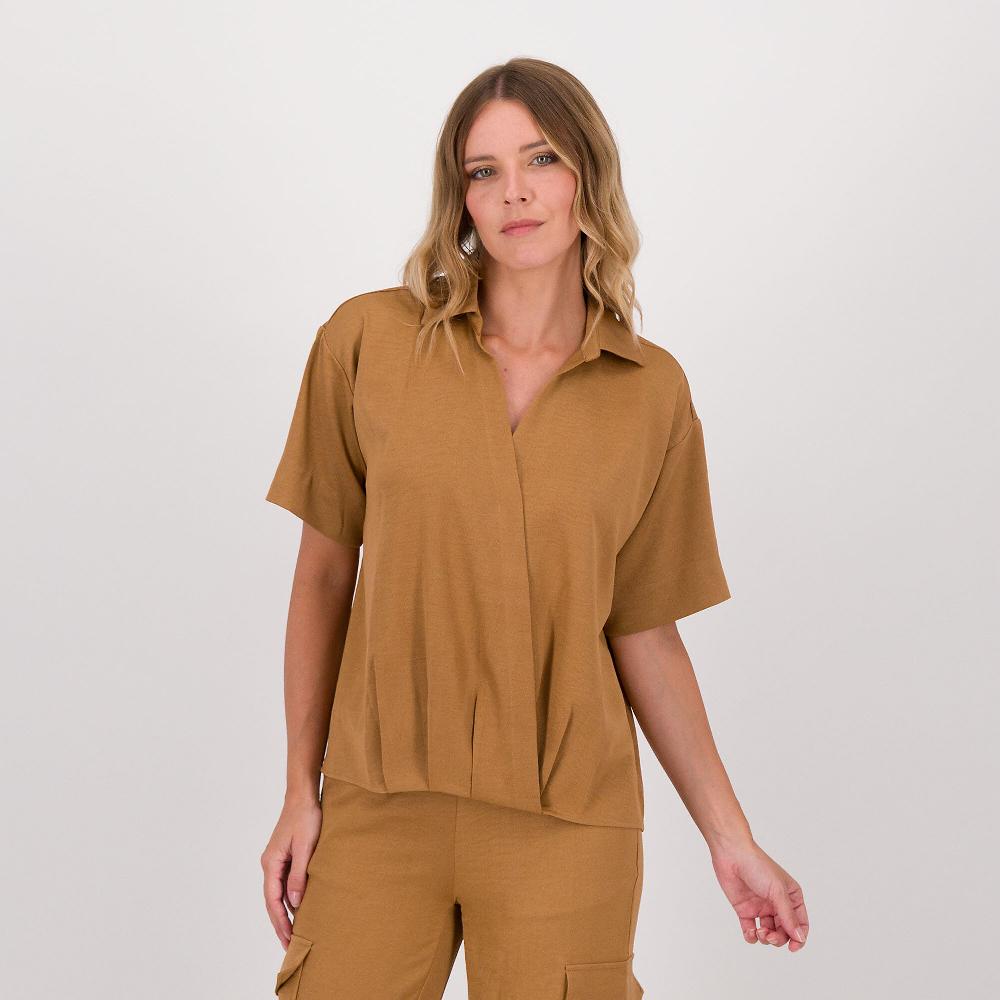 QVC Wynne Layers Blusa a maniche corte in satin effetto martellato