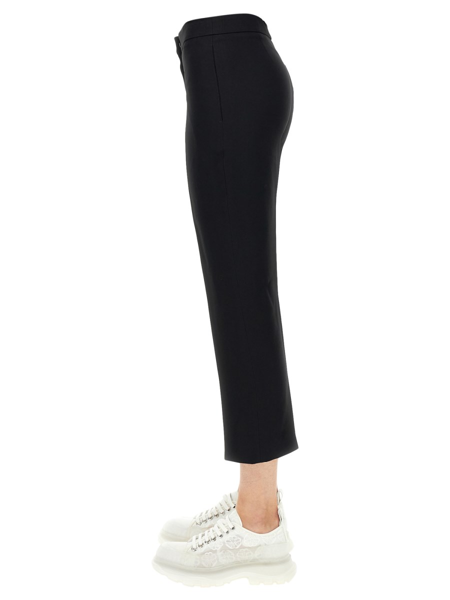 ALEXANDER McQUEEN PANTALONE CROPPED IN LEAF CRÊPE