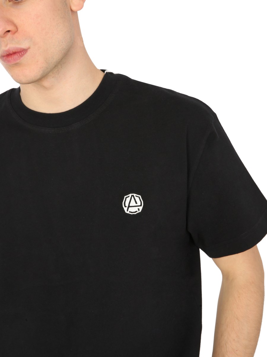 AMBUSH T-SHIRT GIROCOLLO IN COTONE CON PATCH LOGO