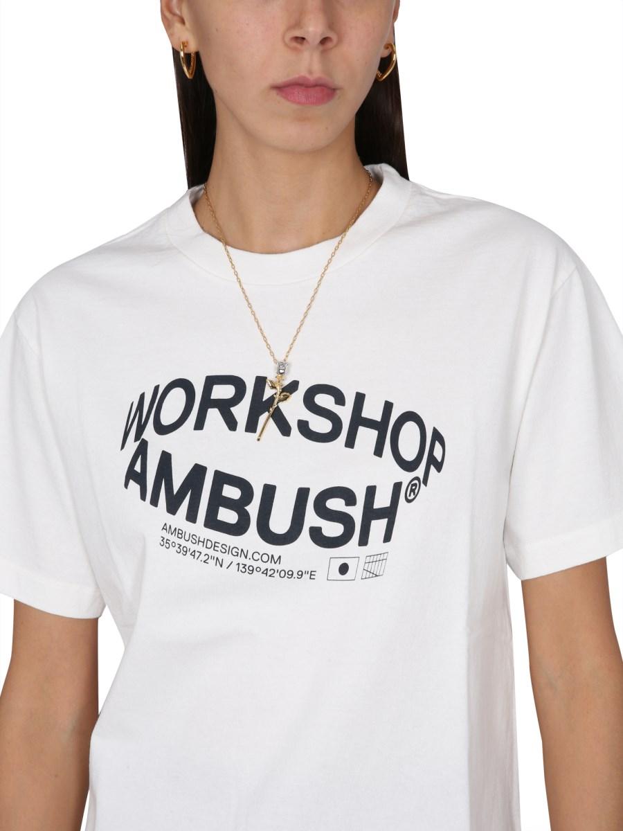 AMBUSH T-SHIRT REVOLVE CON LOGO