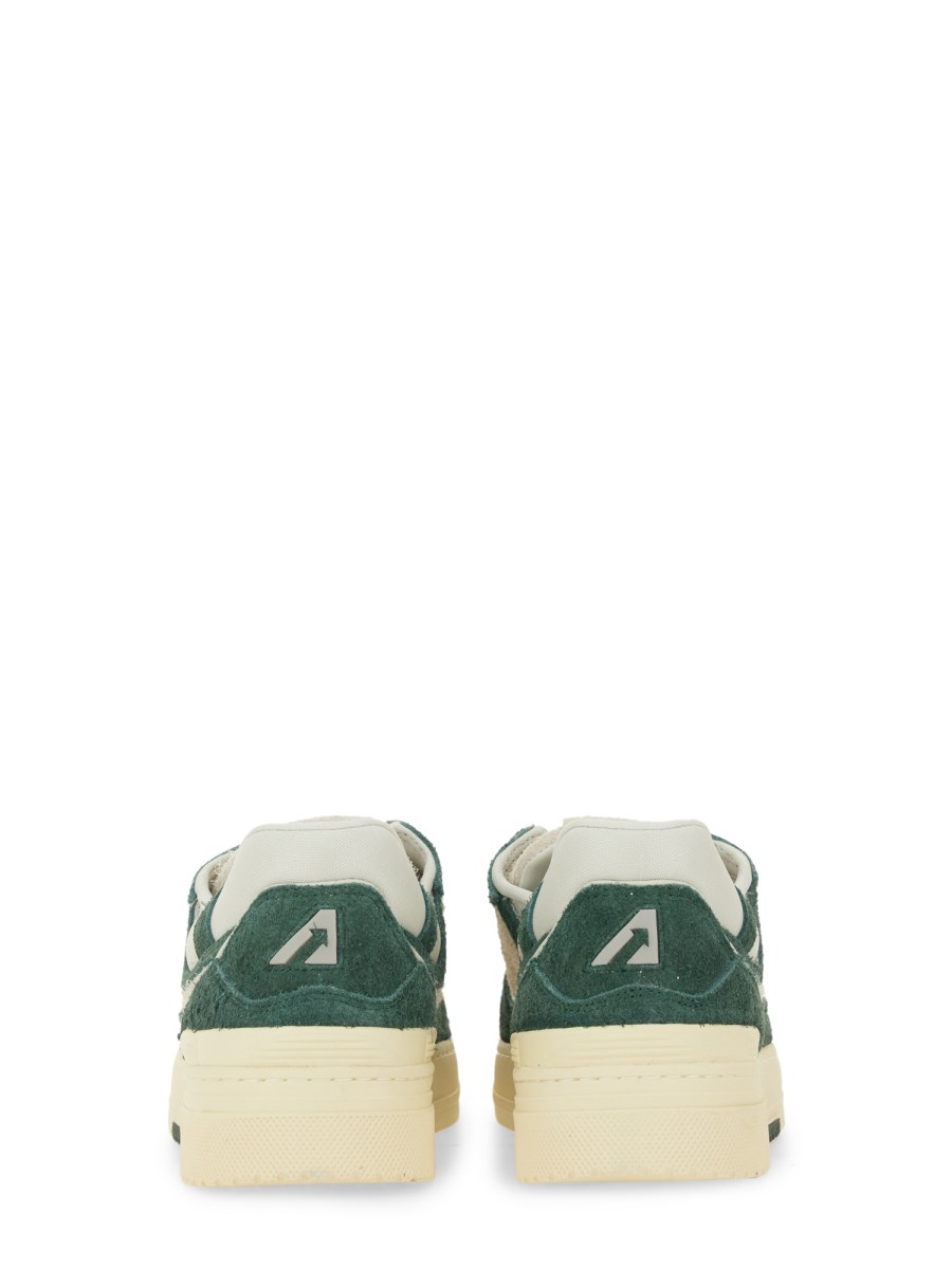 AUTRY SNEAKER CLC IN PELLE