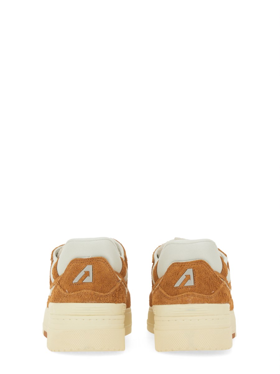 AUTRY SNEAKER CLC IN PELLE