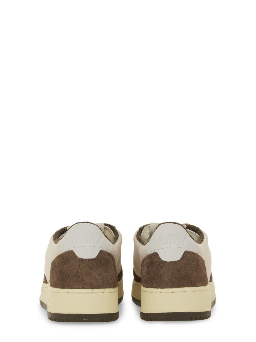 AUTRY SNEAKER MEDALIST LOW IN PELLE