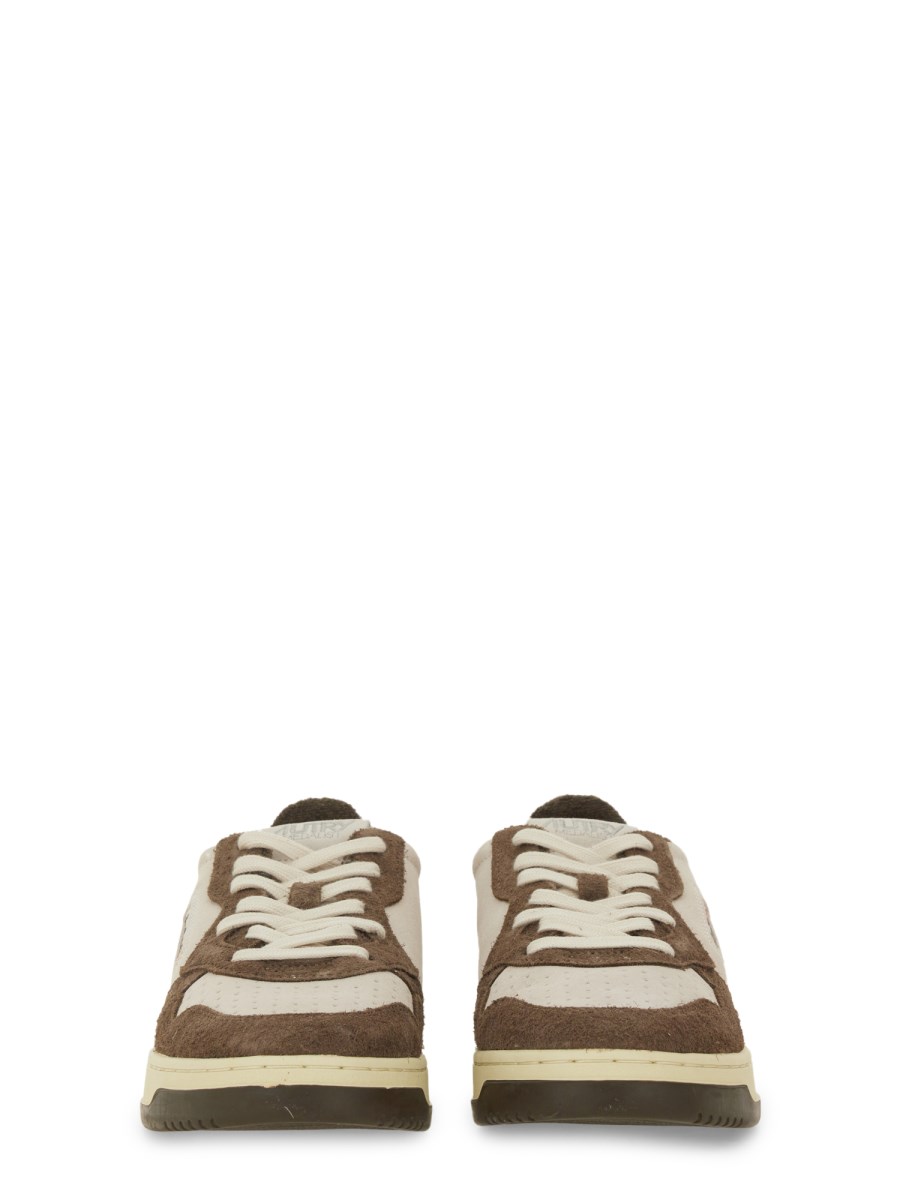 AUTRY SNEAKER MEDALIST LOW IN PELLE