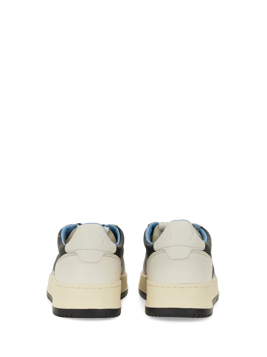 AUTRY SNEAKER MEDALIST LOW IN PELLE