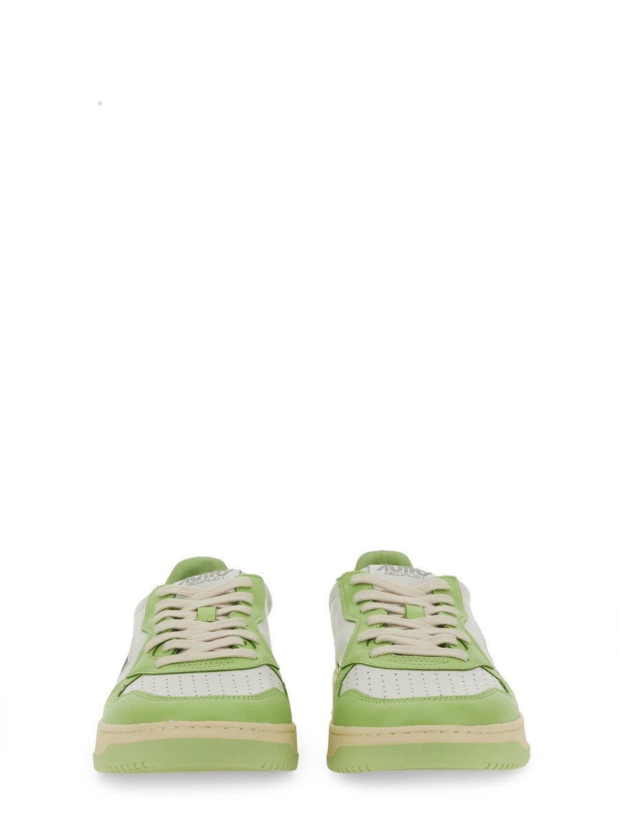 AUTRY SNEAKER MEDALIST LOW IN PELLE