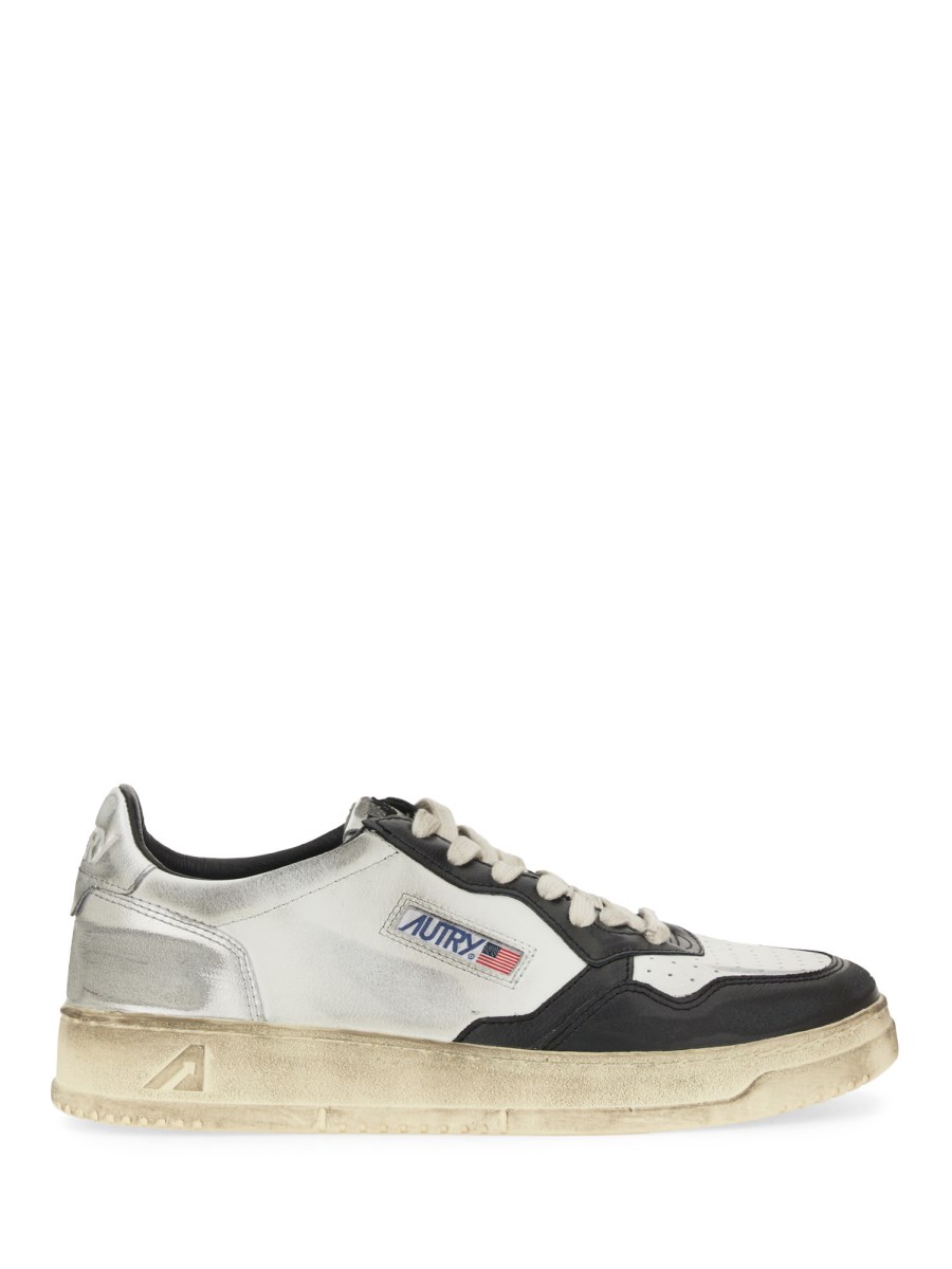AUTRY SNEAKER SUPER VINTAGE IN PELLE CON LOGO